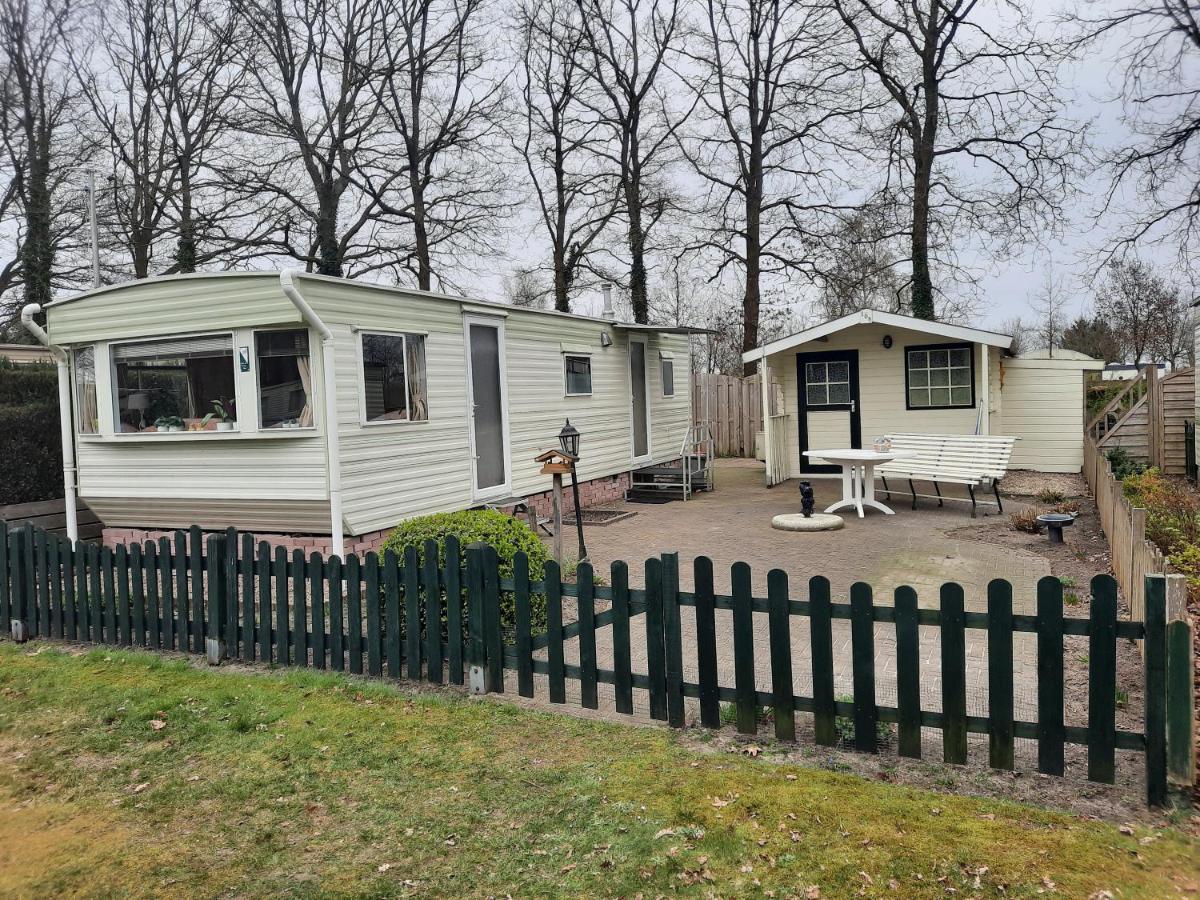 Mulder'S Vakantiehuis, Jaarplaats 108 Op Recreatiepark De Tien Heugten Schoonloo Exterior foto